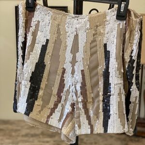 ⁉️Sequin shorts